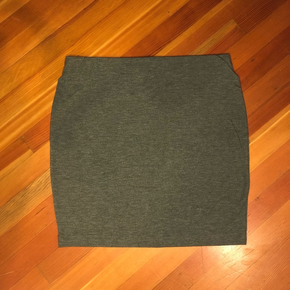 Forever 21 plus size jersey mini pencil skirt 0X